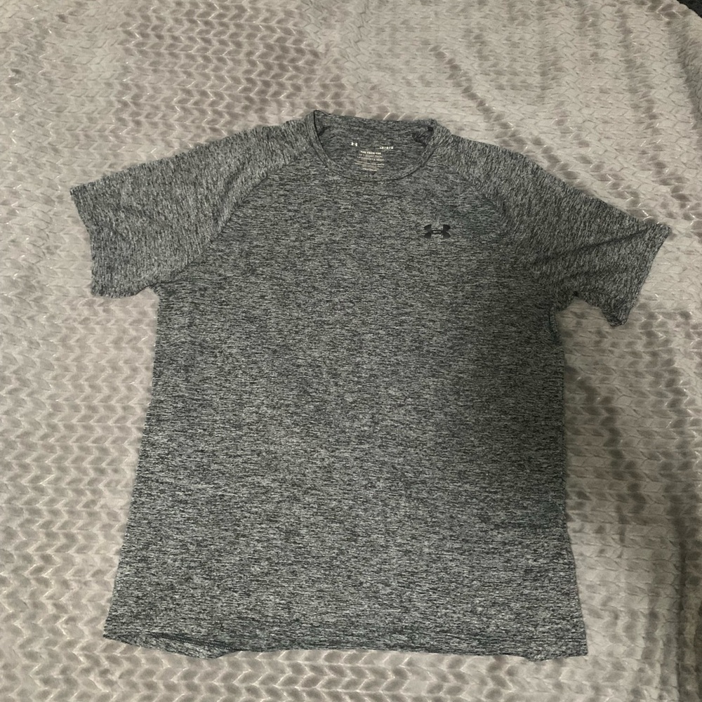 Under Armour Gray Short Sleeve Tee